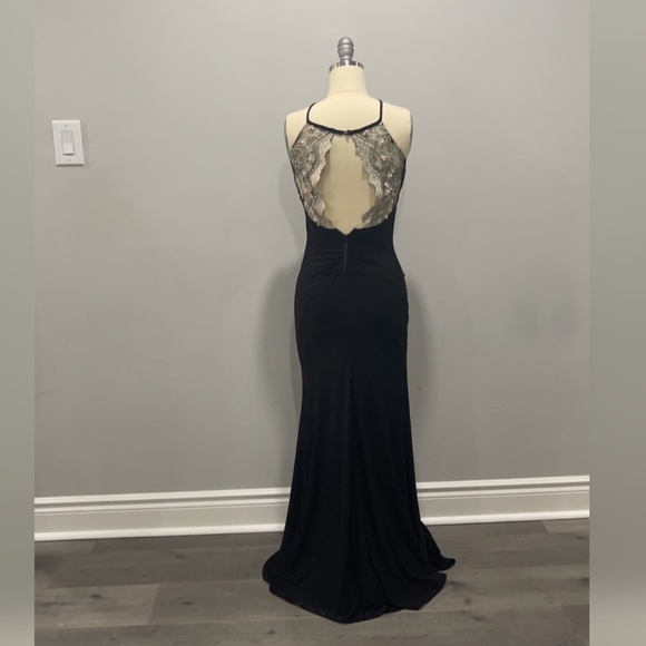 Black lace beaded gown - Picture 2 of 2